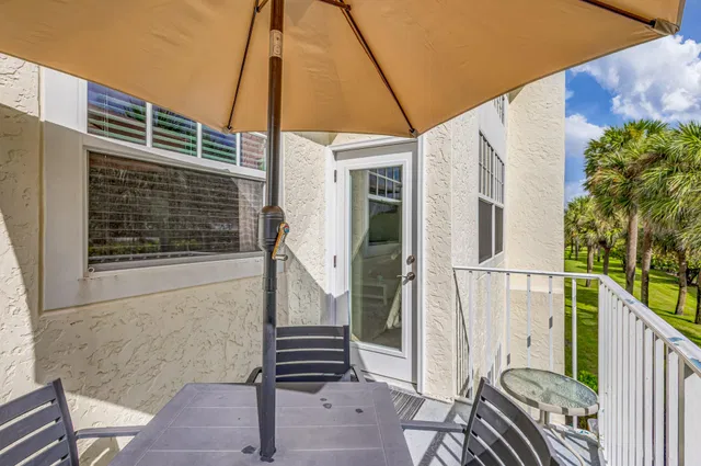 Residence photo 50