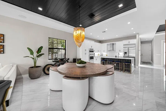West Palm Beach Residence photo 12