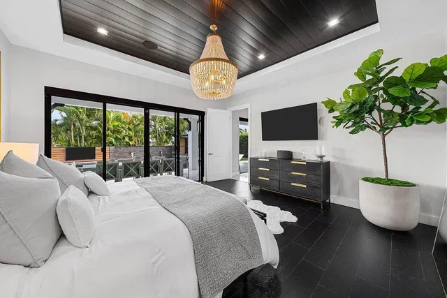 West Palm Beach Residence photo 16