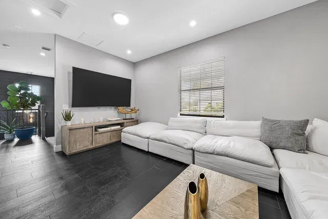 West Palm Beach Residence photo 32