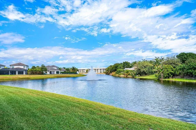 West Palm Beach Residence photo 43