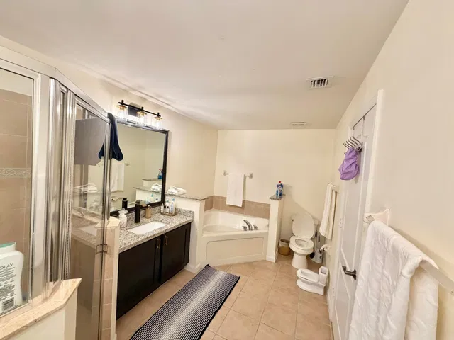 Residence photo 11