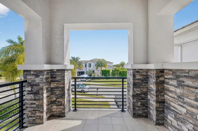 Royal Palm Polo Residence photo 45
