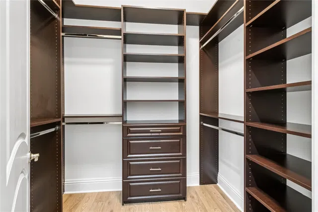Residence photo 30