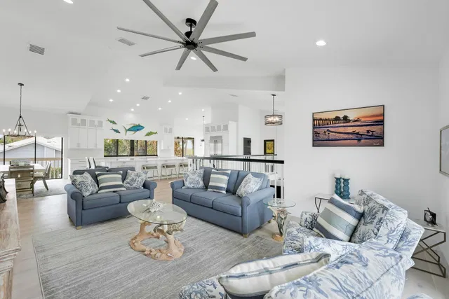 Residence photo 16