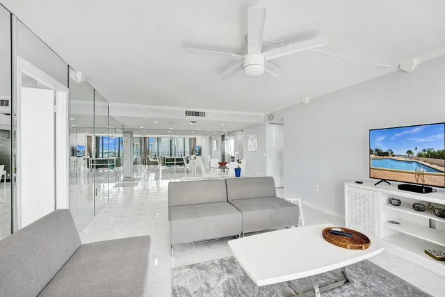 Palm Beach House Unit 805 photo 14