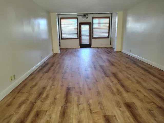 Unit 104 photo 3