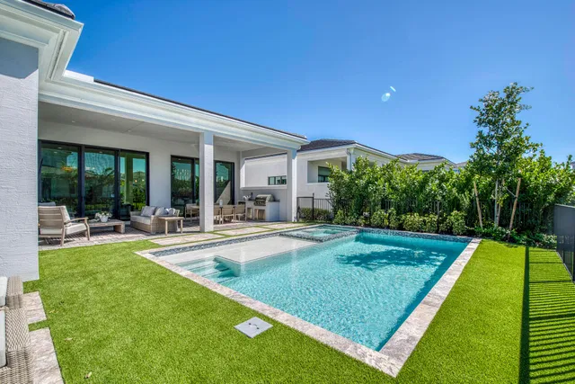 Artistry Palm Beach Gardens Residence photo 42