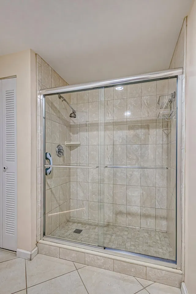 Unit 105 photo 23