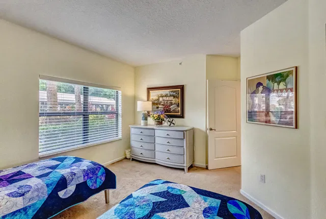 Unit 105 photo 25