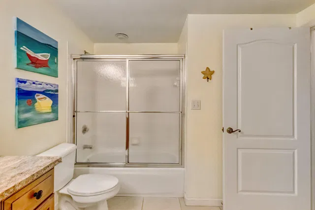 Unit 105 photo 27