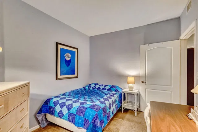 Unit 105 photo 29