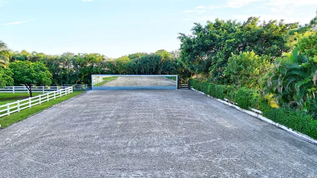 Paddock Park Residence photo 5