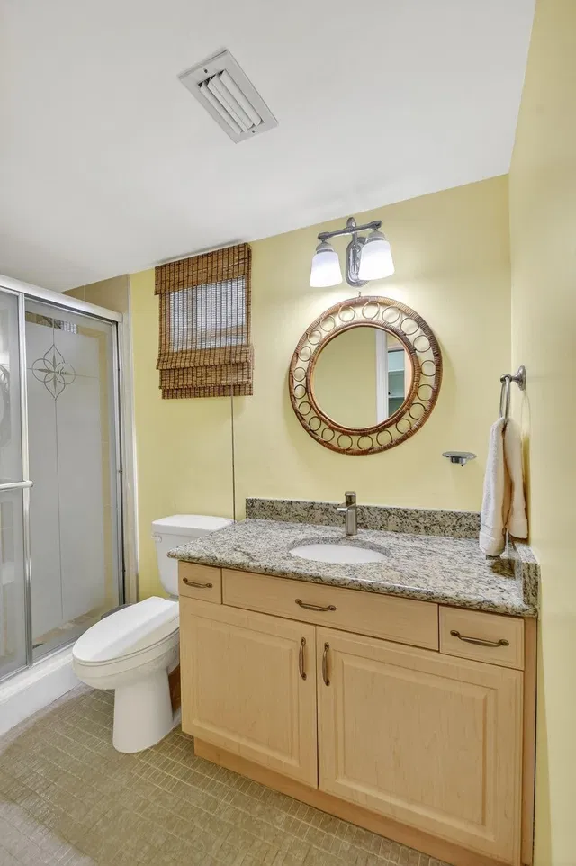 Unit 310 photo 29