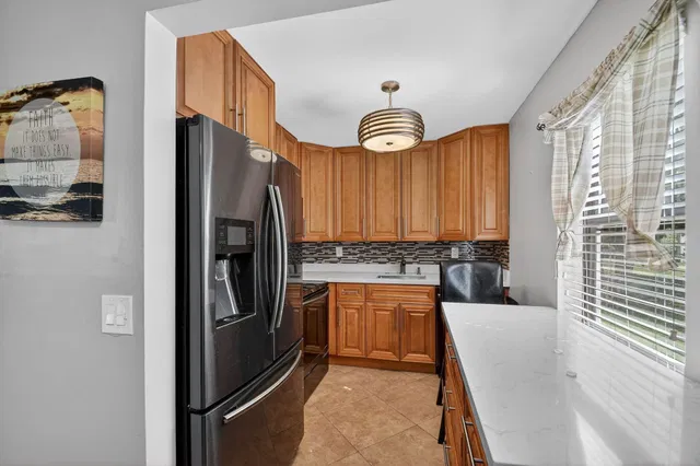 Residence photo 12