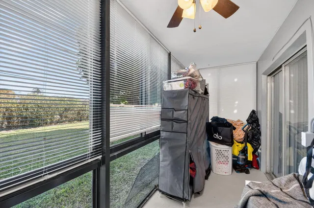 Residence photo 26