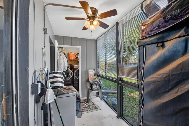 Residence photo 28