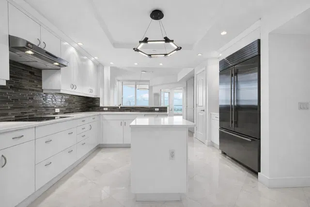 Beach Front at Singer Island Unit 801 photo 4