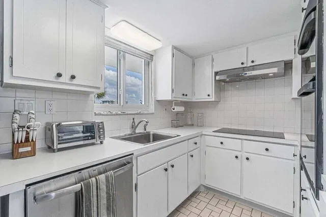 South Palm Beach Unit 303 photo 11