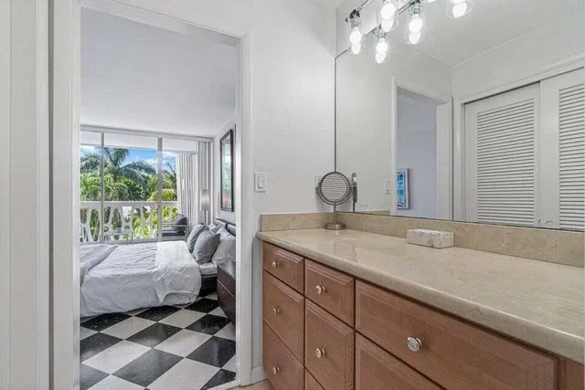 South Palm Beach Unit 303 photo 15