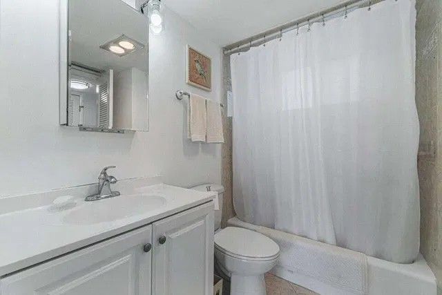 South Palm Beach Unit 303 photo 16