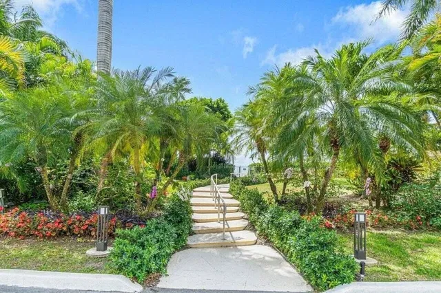 South Palm Beach Unit 303 photo 25