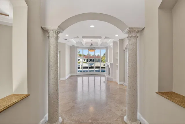 Golden Harbour Residence photo 7