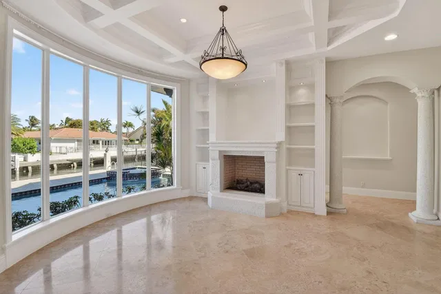 Golden Harbour Residence photo 9