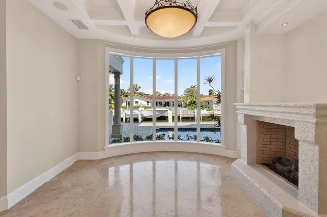 Golden Harbour Residence photo 10