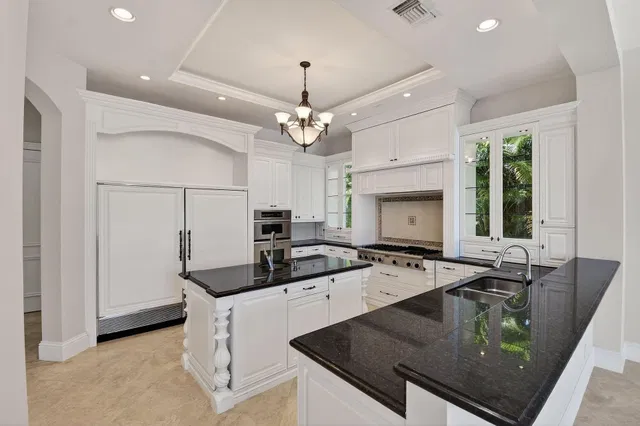Golden Harbour Residence photo 19