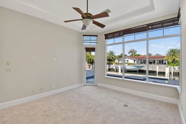 Golden Harbour Residence photo 26