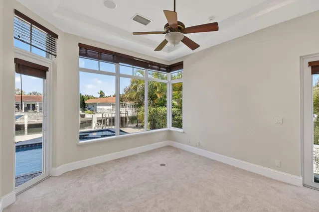 Golden Harbour Residence photo 27