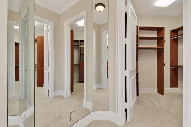 Golden Harbour Residence photo 37
