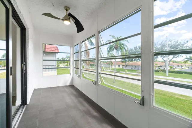 Unit 207 photo 21