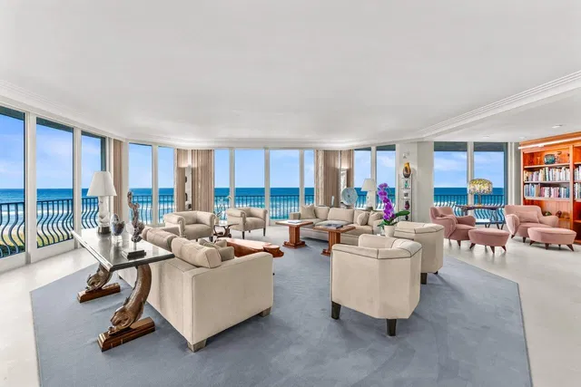 Sloan's Curve Palm Beach Unit 201n photo 2