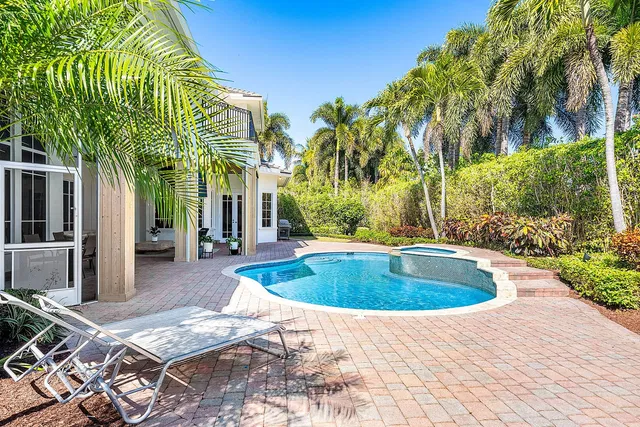 Royal Palm Yacht and Country Club Residence photo 28