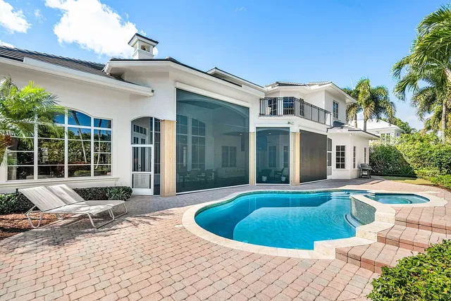 Royal Palm Yacht and Country Club Residence photo 31