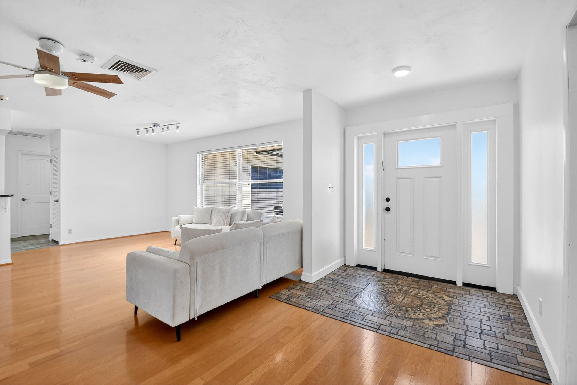  Residence photo 13