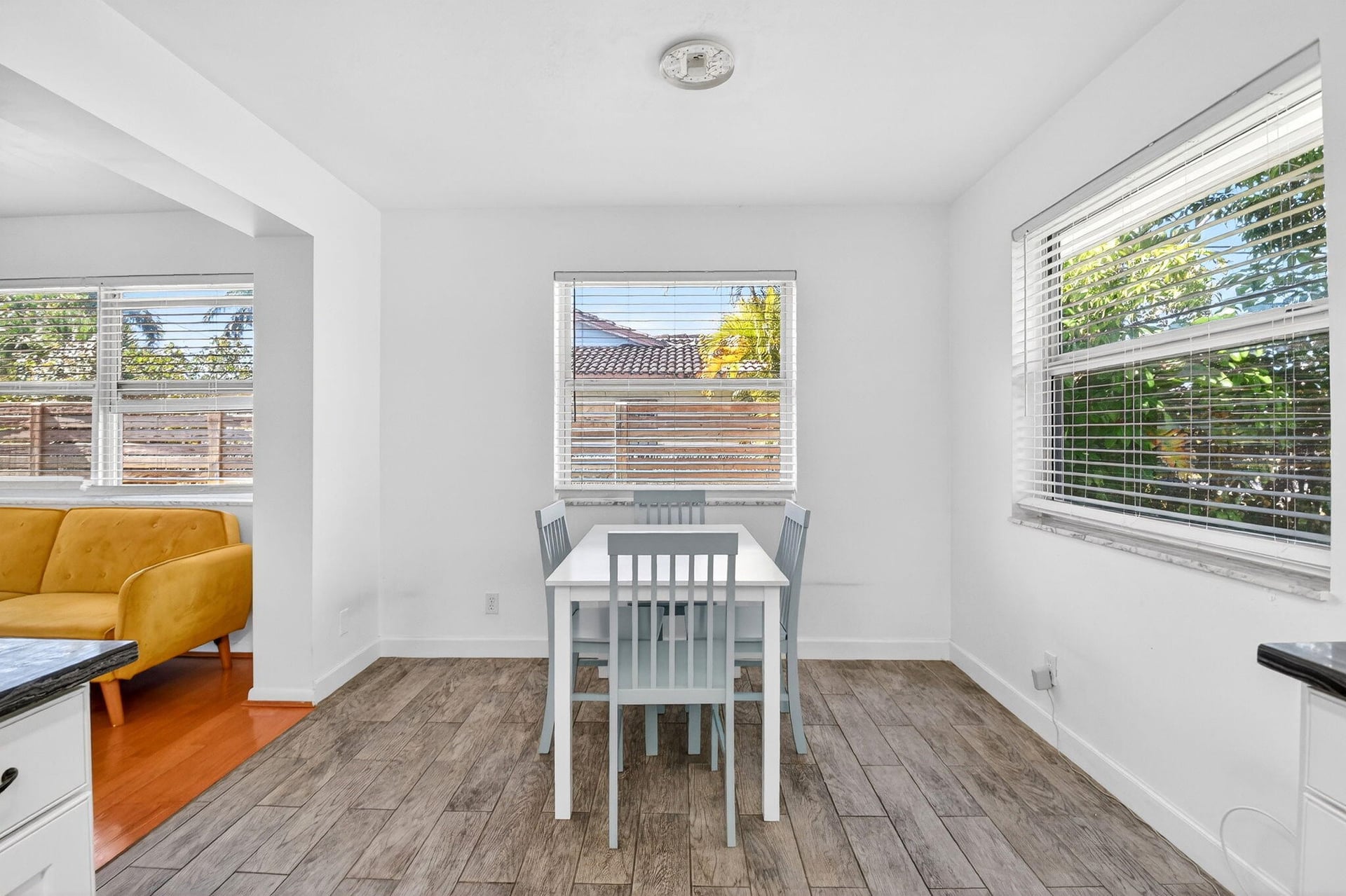  Residence photo 30