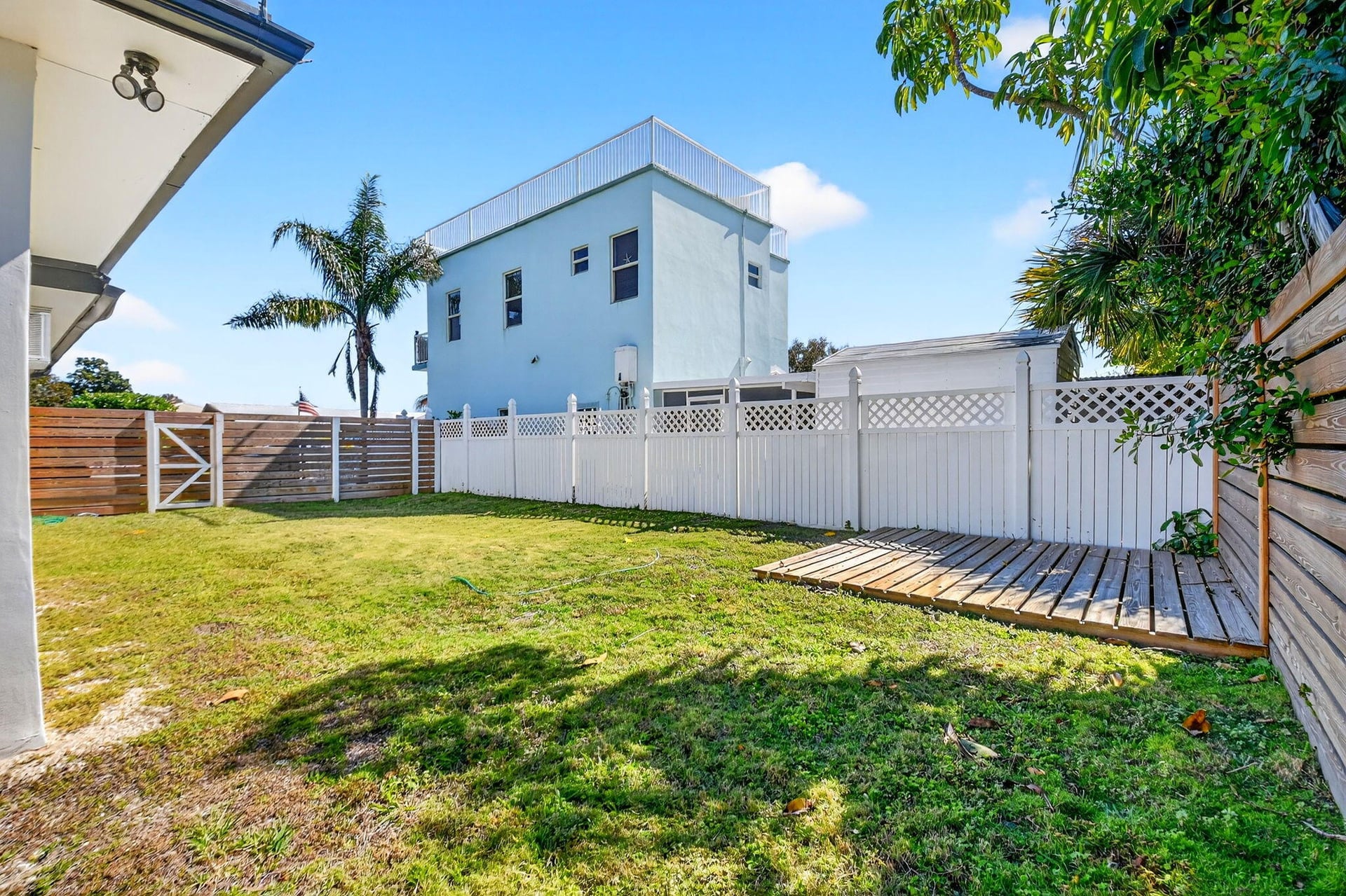  Residence photo 50