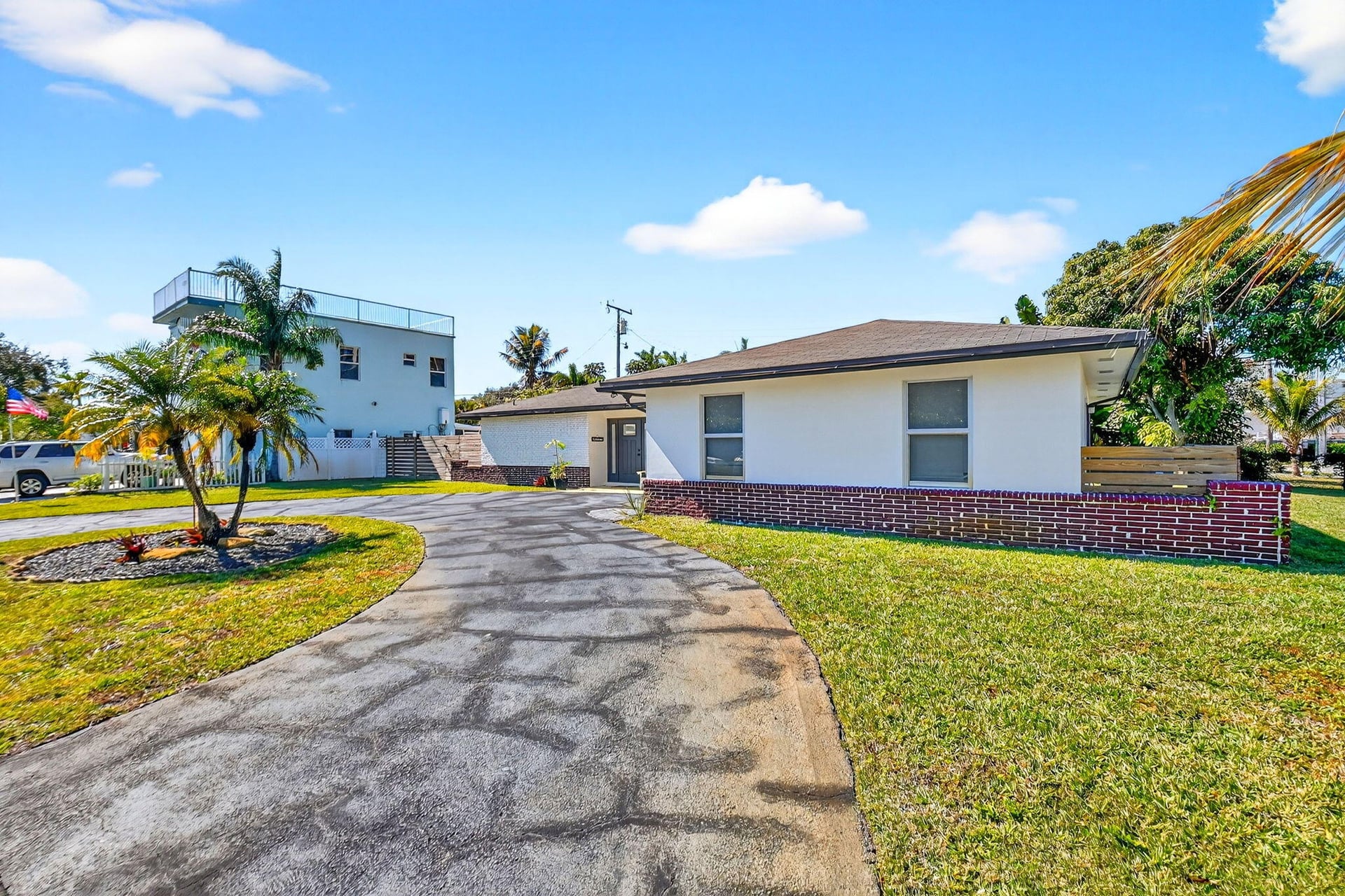  Residence photo 56