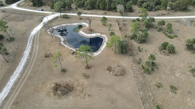 Residence photo 4