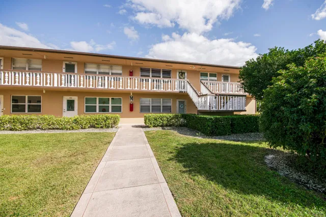 Residence photo 11