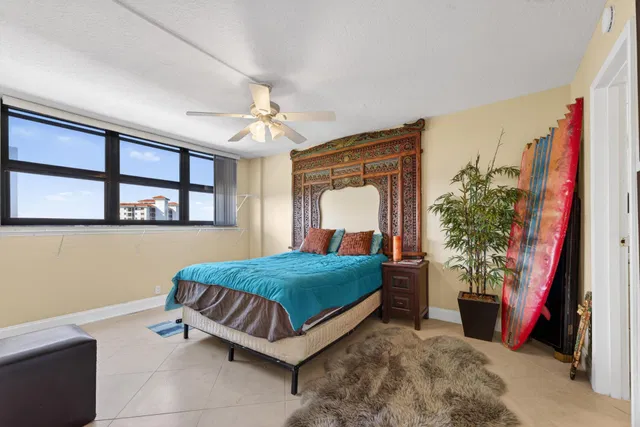 Golfview North Palm Beach I Unit 704 photo 17