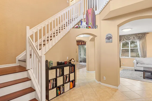 Residence photo 5