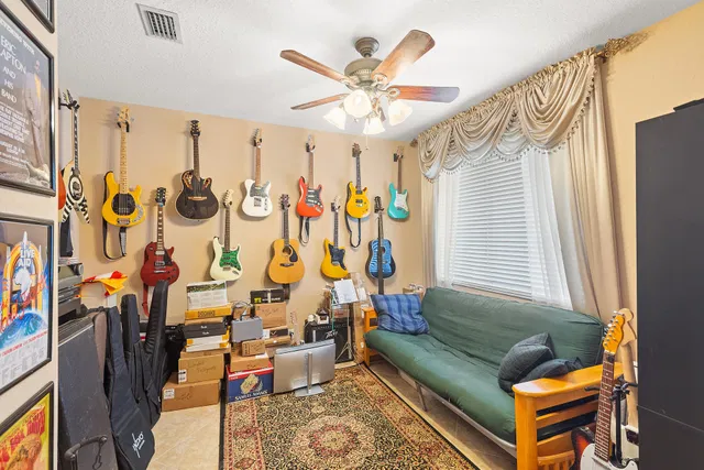 Residence photo 7
