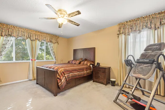 Residence photo 23