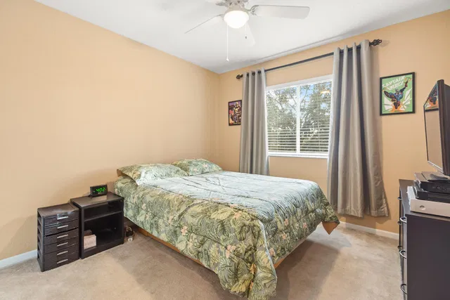 Residence photo 26