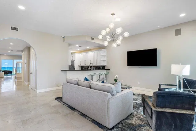  Residence photo 14