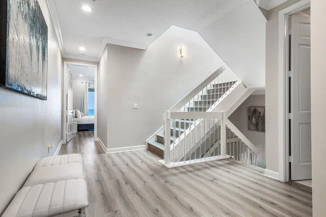  Residence photo 25